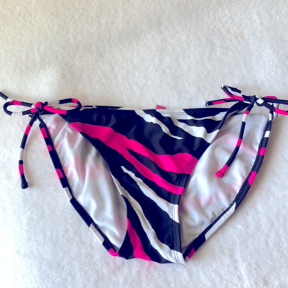 Op Bikini bottoms